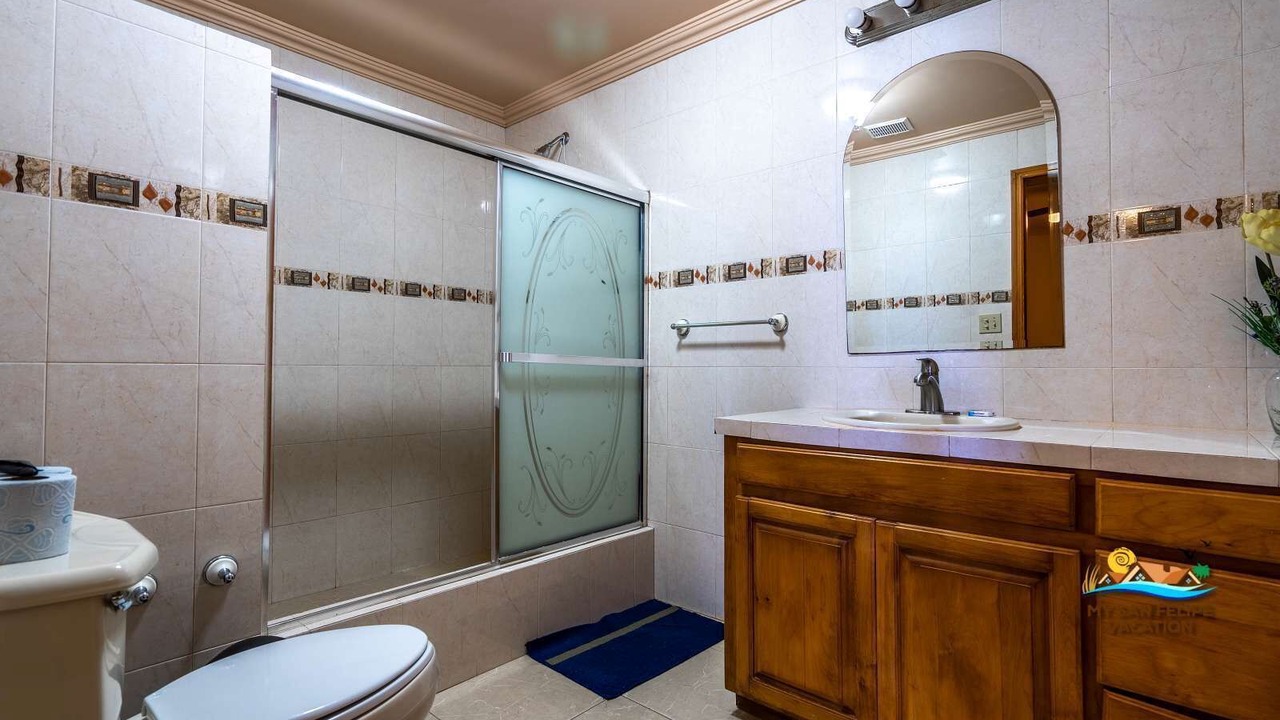 Photo of Bathroom in Villas de Las Palmas