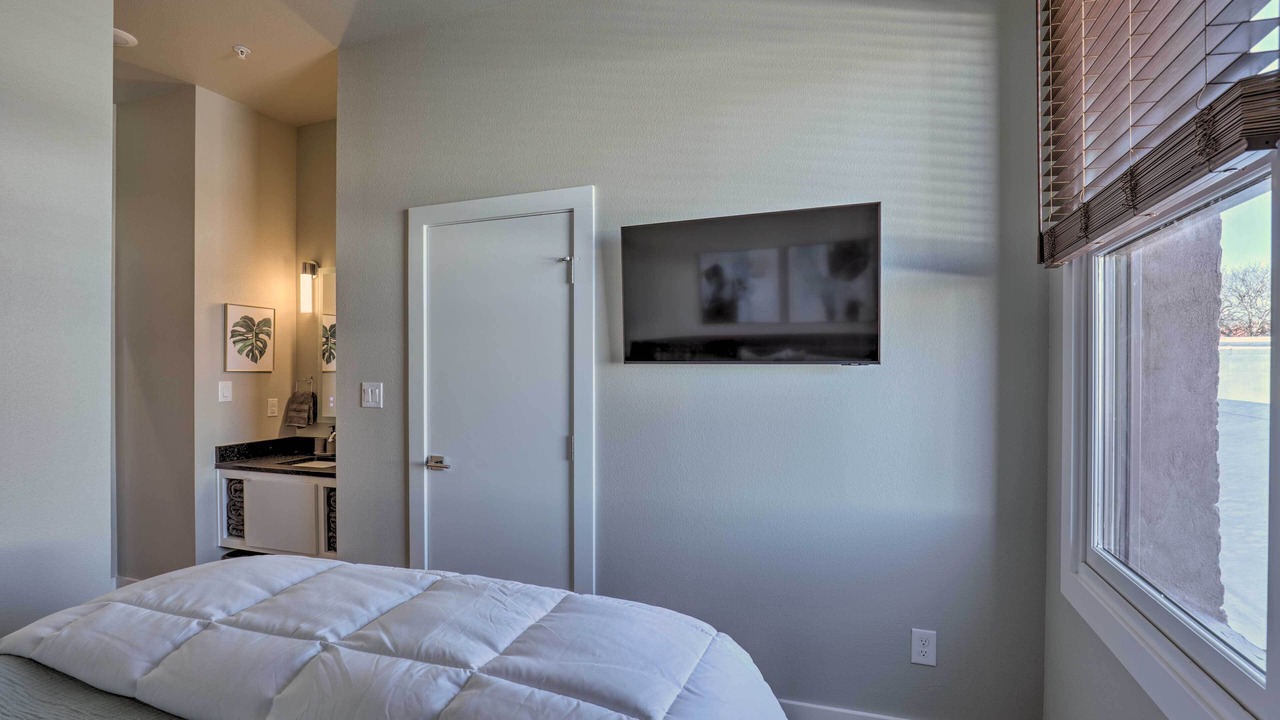 Photo of Bedroom in Downtown