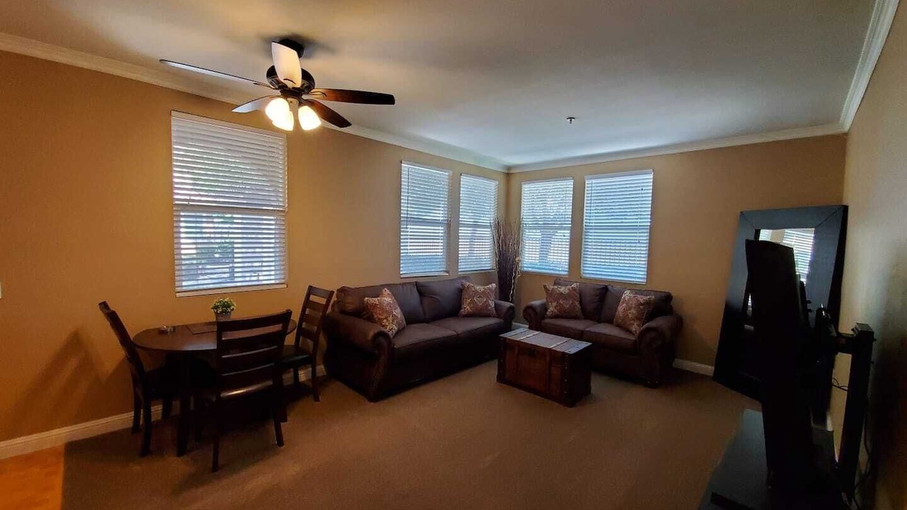 Photo of Livingroom in Westlake