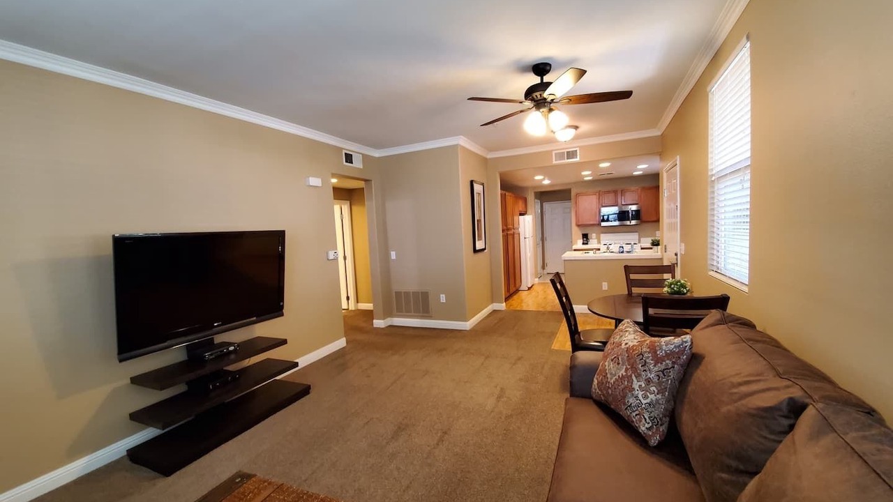 Photo of Livingroom in Westlake