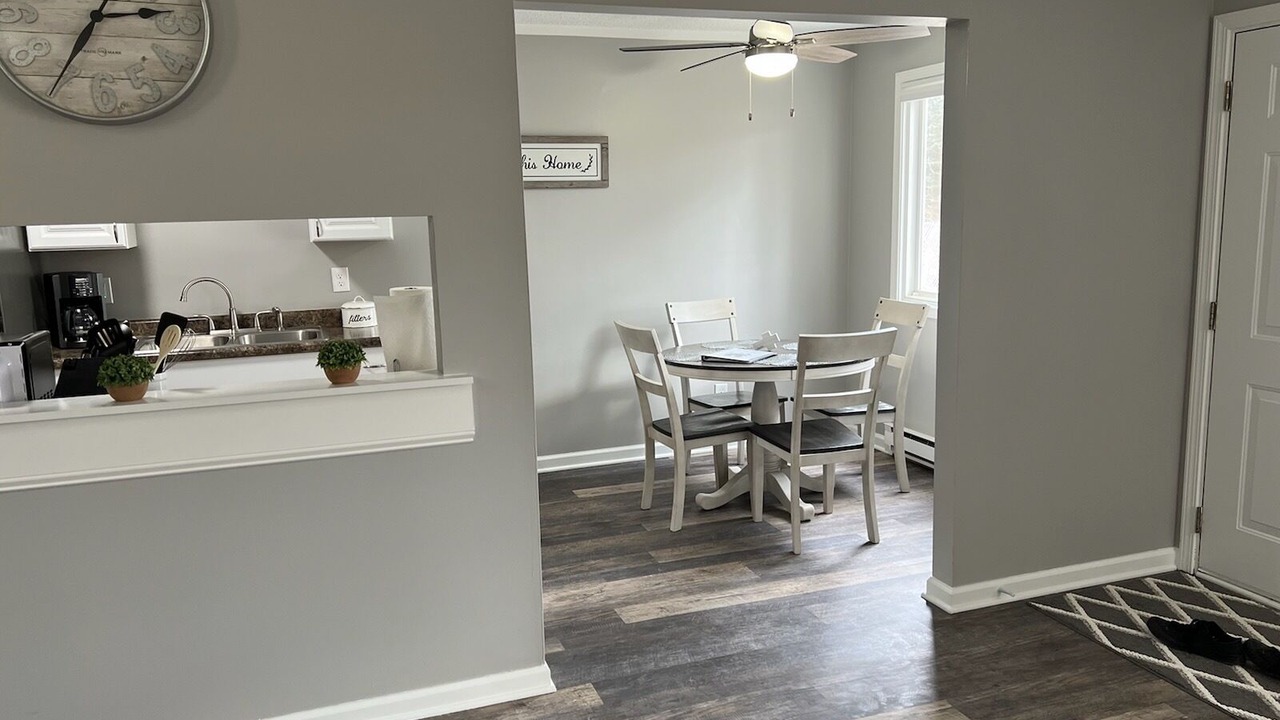 Photo of Bedroom in Holly