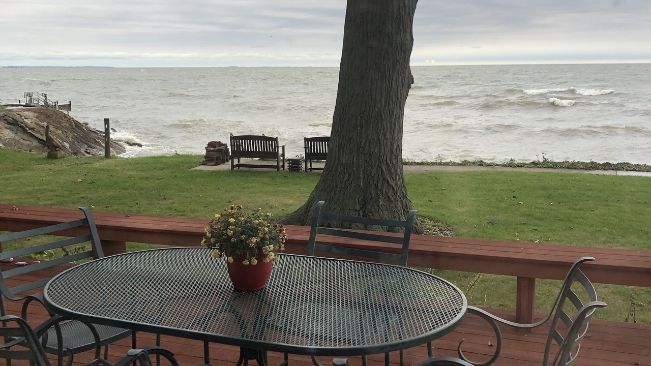 Photo of Outdoor in Huron