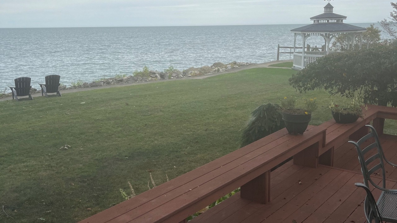 Photo of Outdoor in Huron