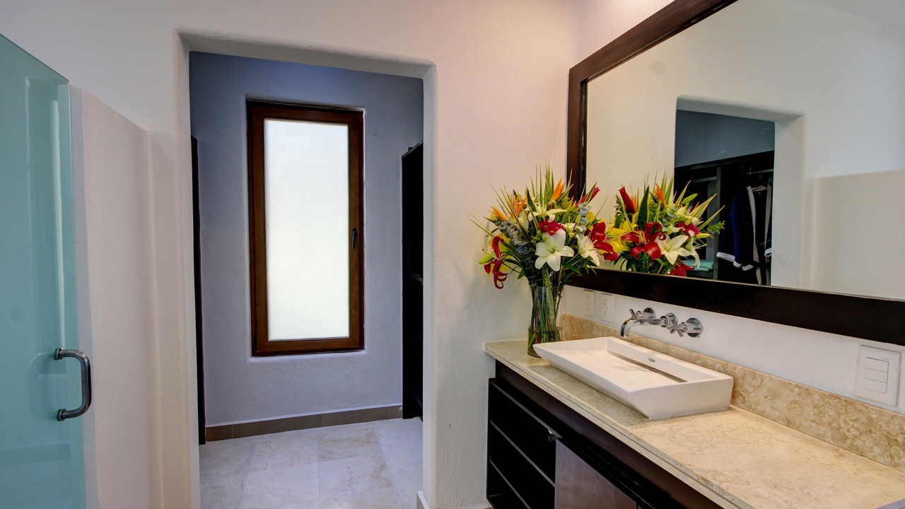 Photo of Bathroom in La Cruz de Huanacaxtle