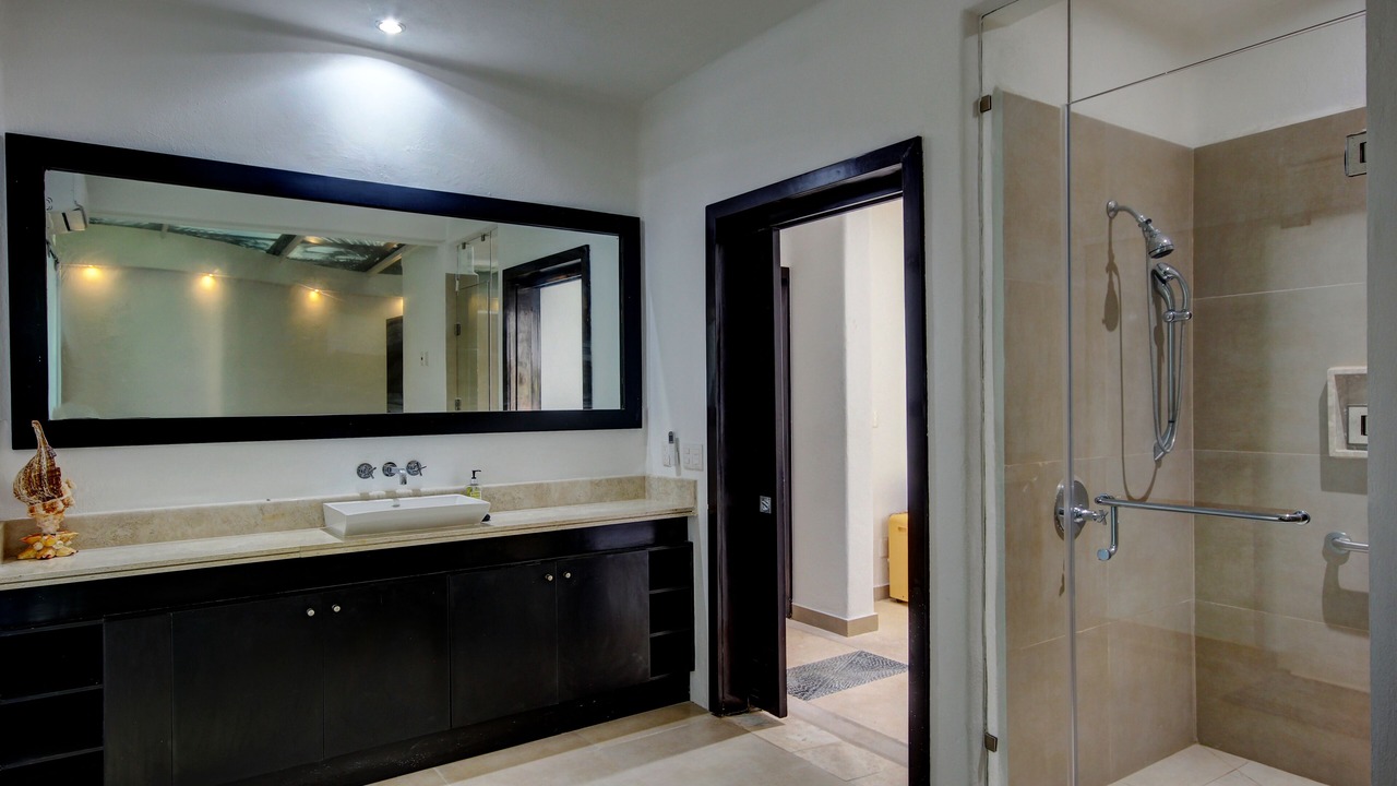 Photo of Bathroom in La Cruz de Huanacaxtle