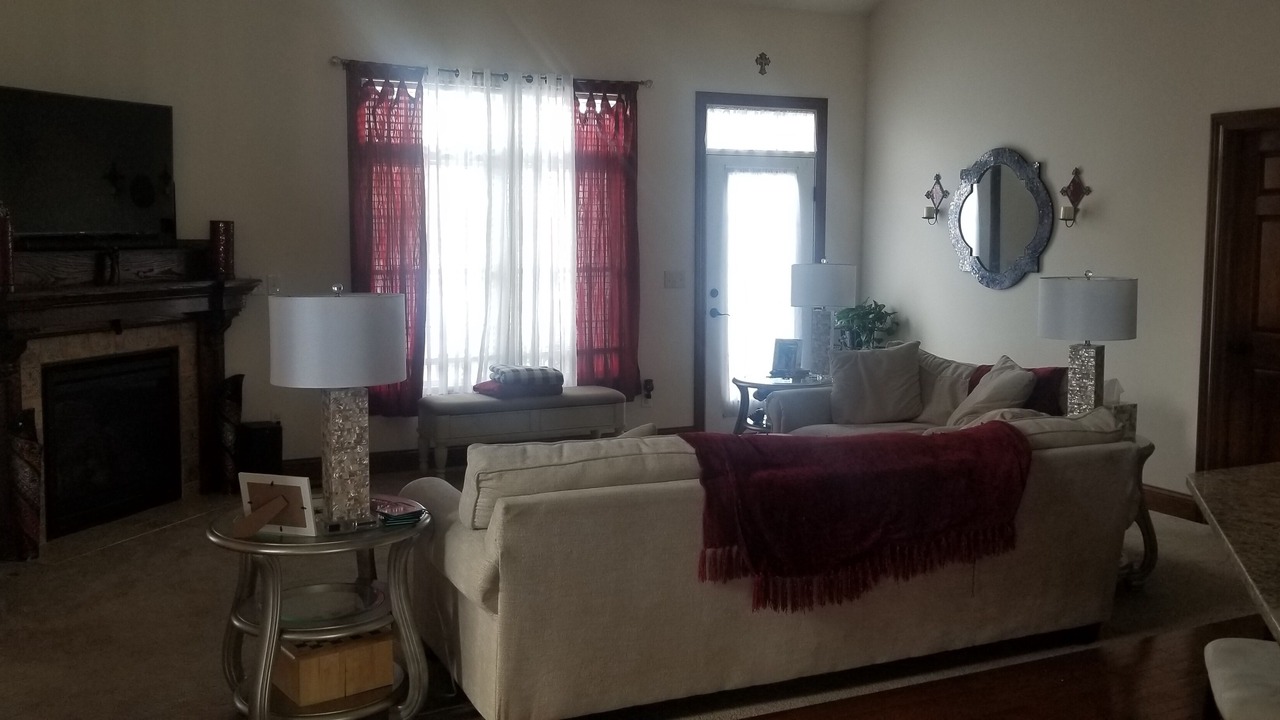 Photo of Livingroom in Oregonia