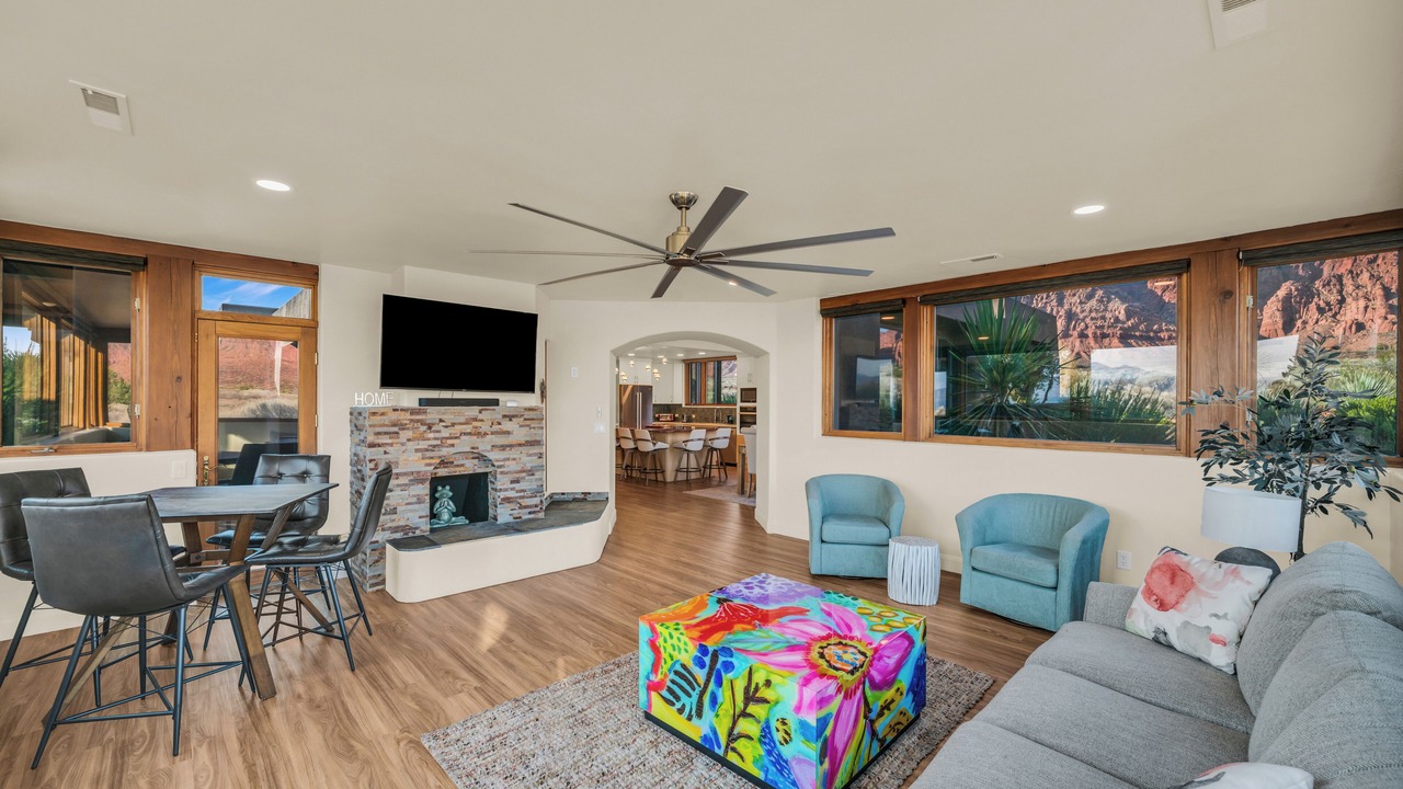 Photo of Livingroom in Ivins