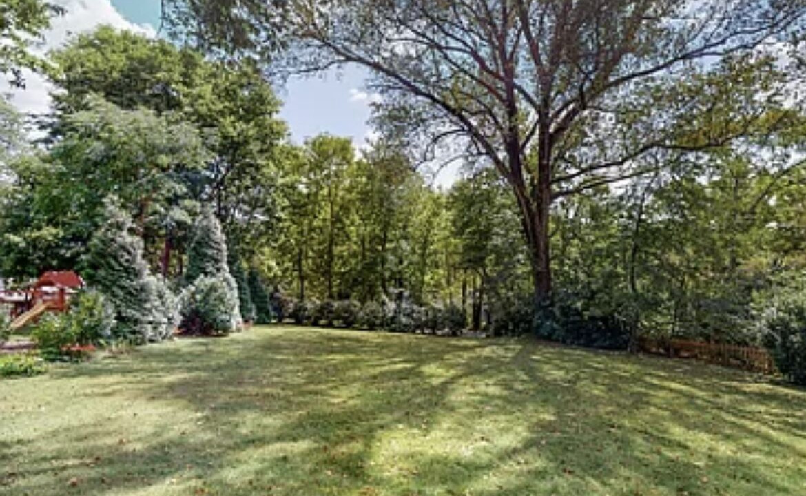 Photo of Outdoor in Crescent Hill