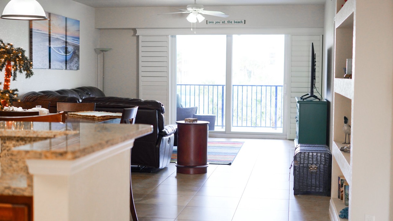 Photo of Livingroom in New Smyrna Beach