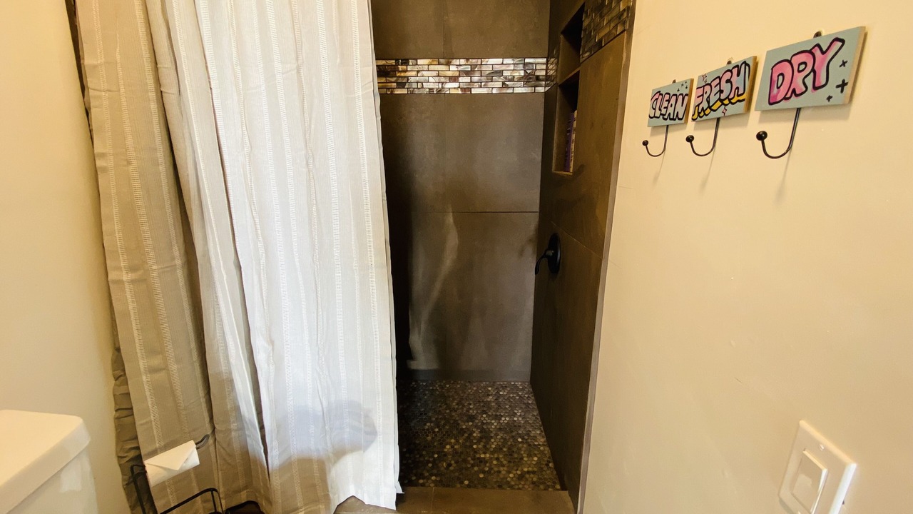 Photo of Bathroom in Laguna Shores
