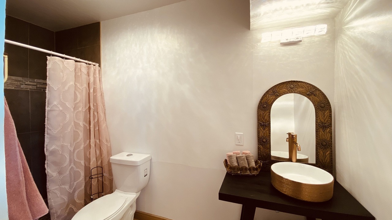 Photo of Bathroom in Laguna Shores