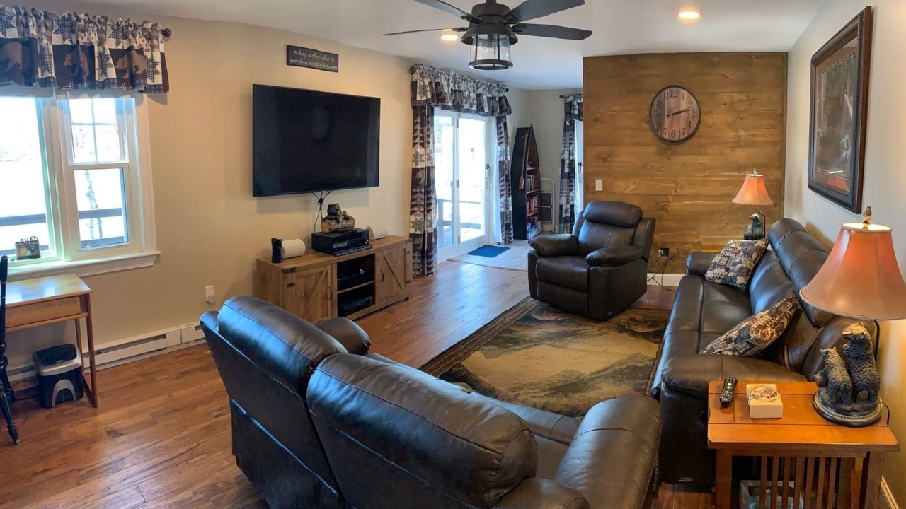 Photo of Livingroom in Lochmere
