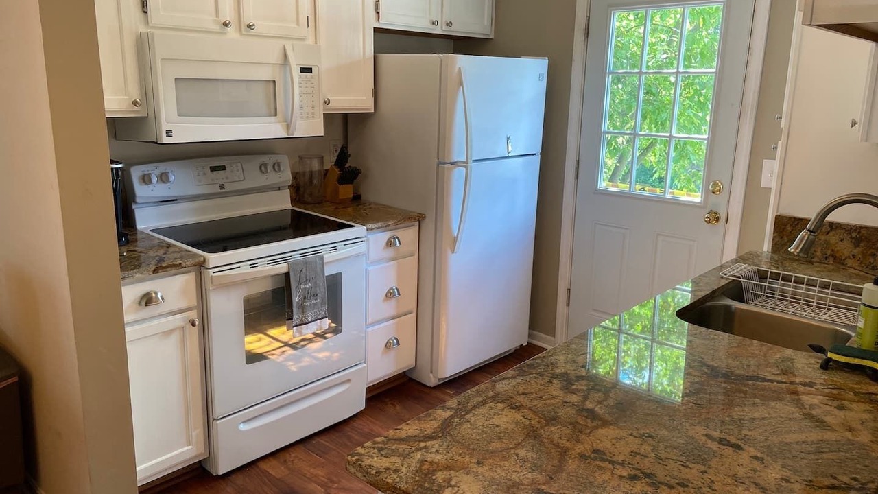 Photo of Kitchen in Central Business District