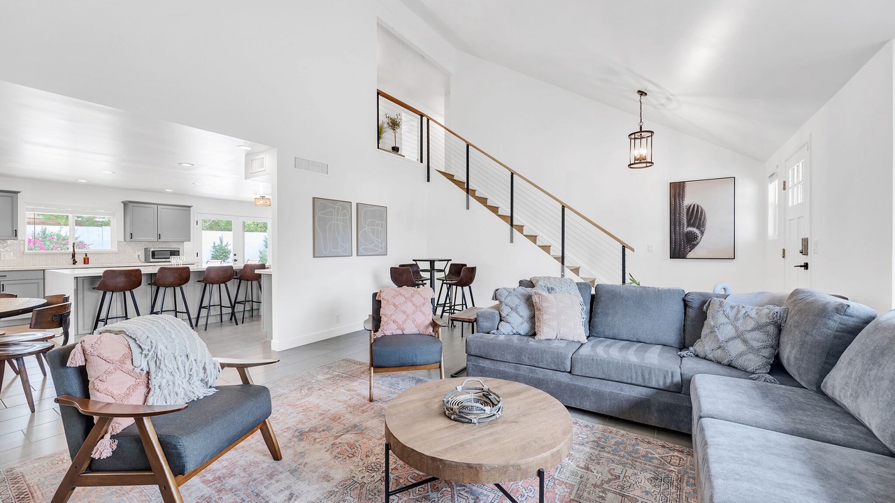 Photo of Livingroom in Kierland