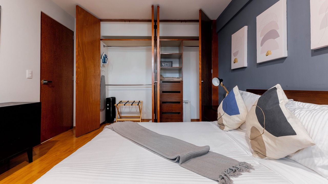 Photo of Bedroom in Anahuac