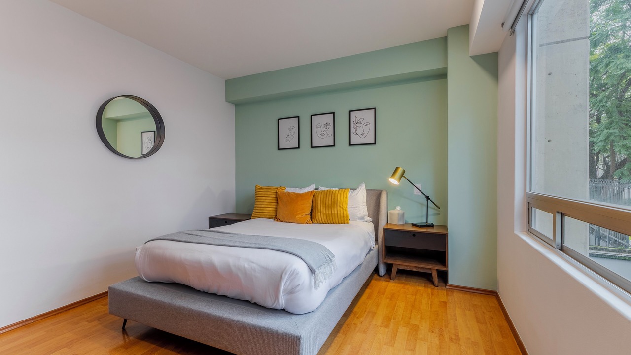 Photo of Bedroom in Anahuac