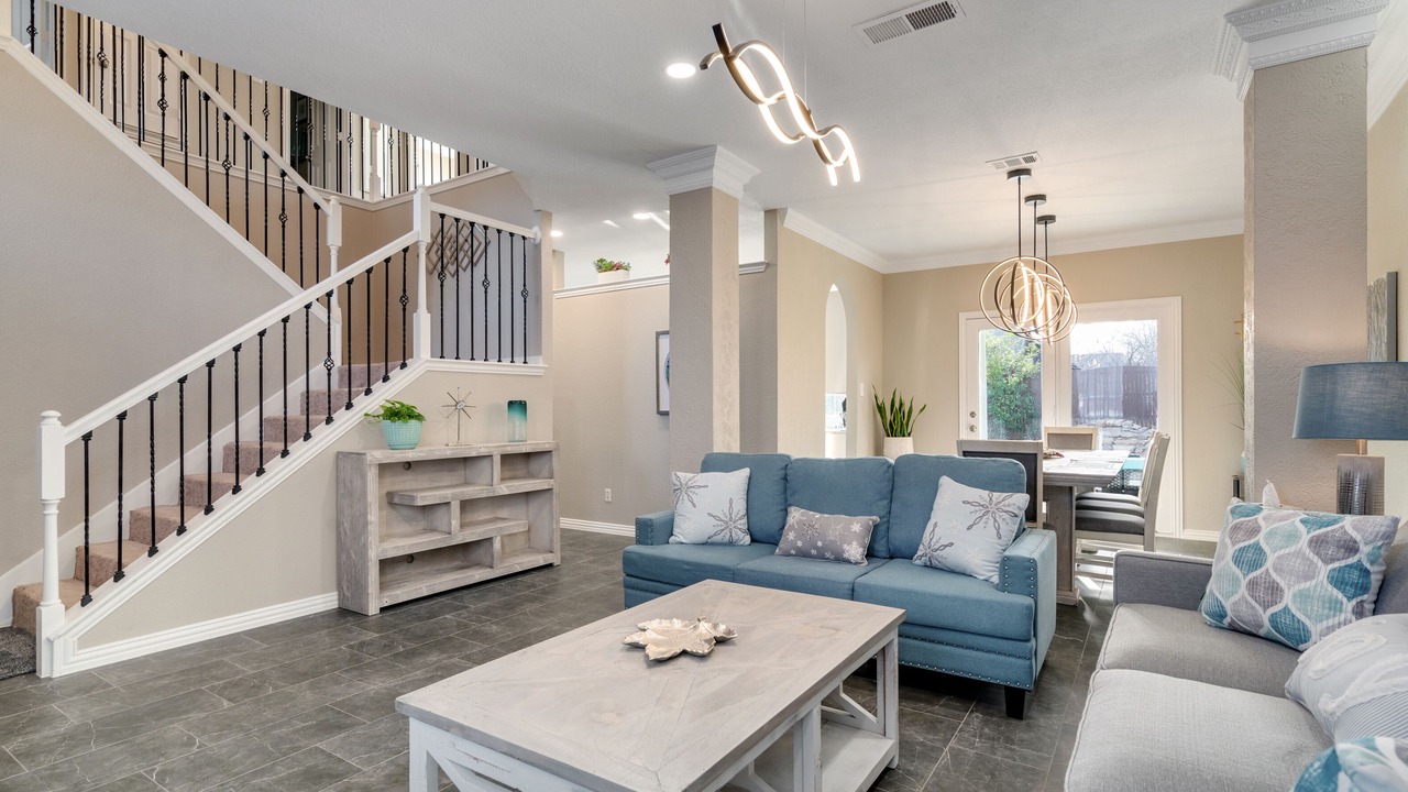 Photo of Livingroom in Flower Mound