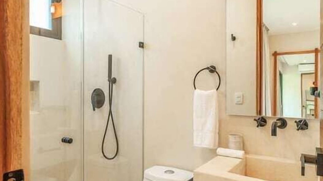 Photo of Bathroom in Zama
