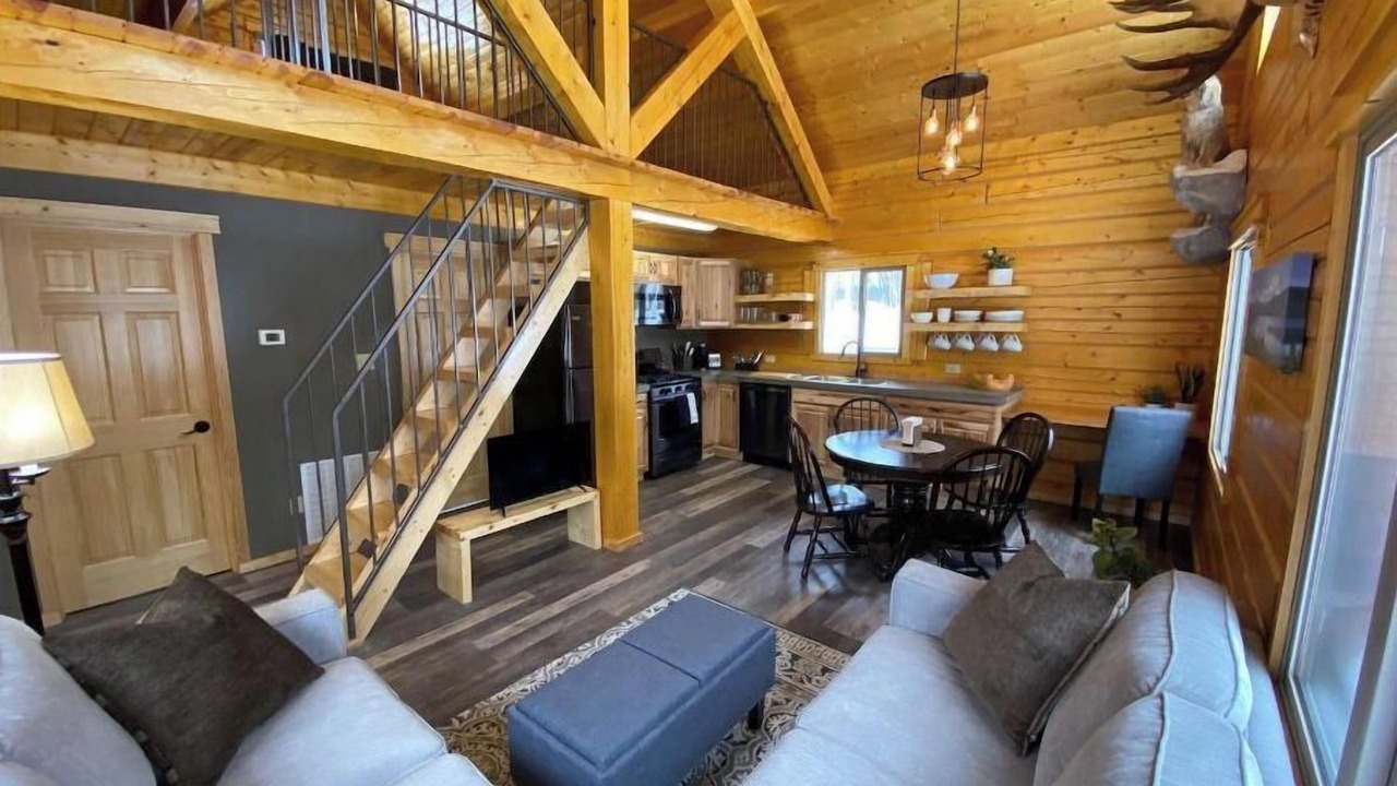 Photo of Livingroom in Wasilla