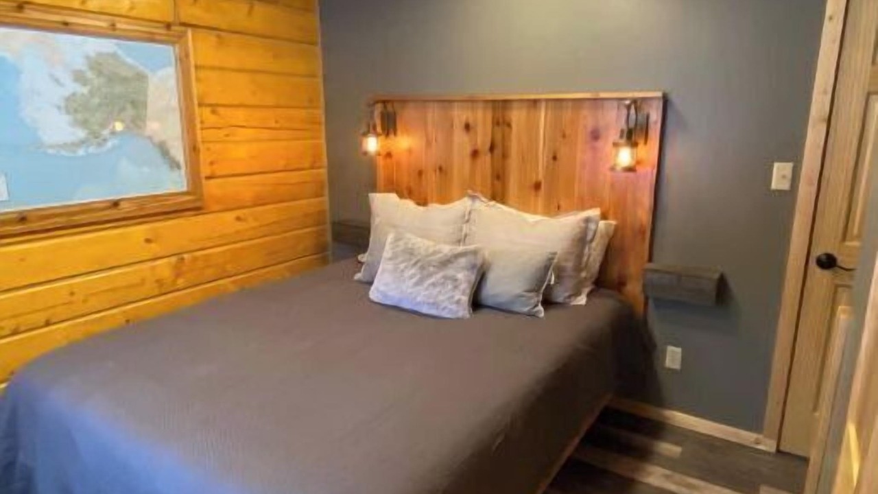 Photo of Bedroom in Wasilla