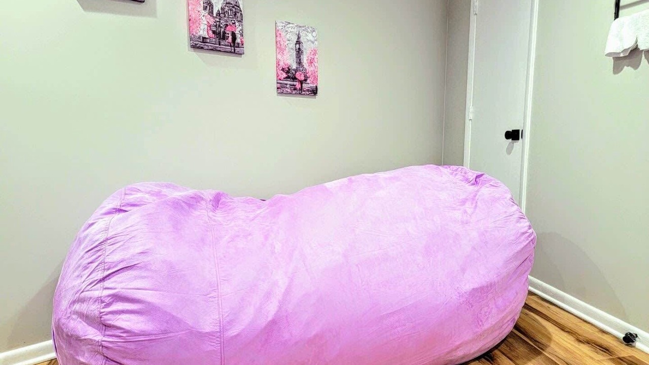 Photo of Bedroom in Paw Paw Lake
