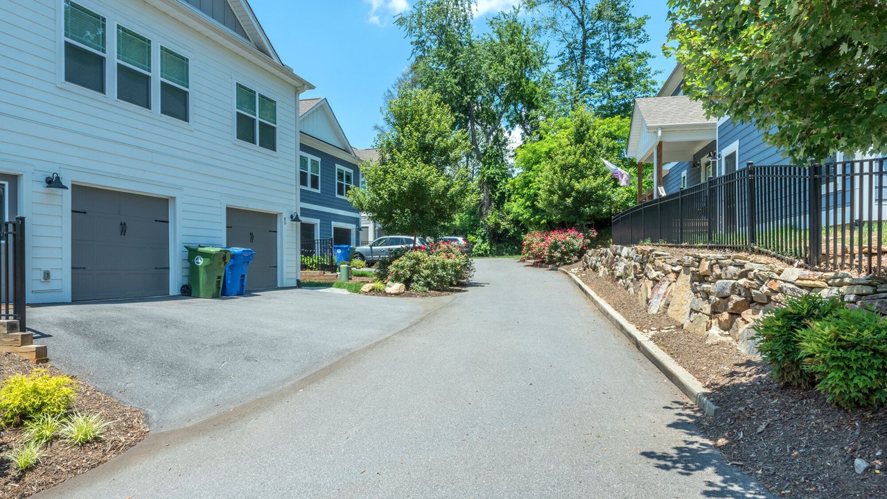 Photo of Outdoor in Five Points