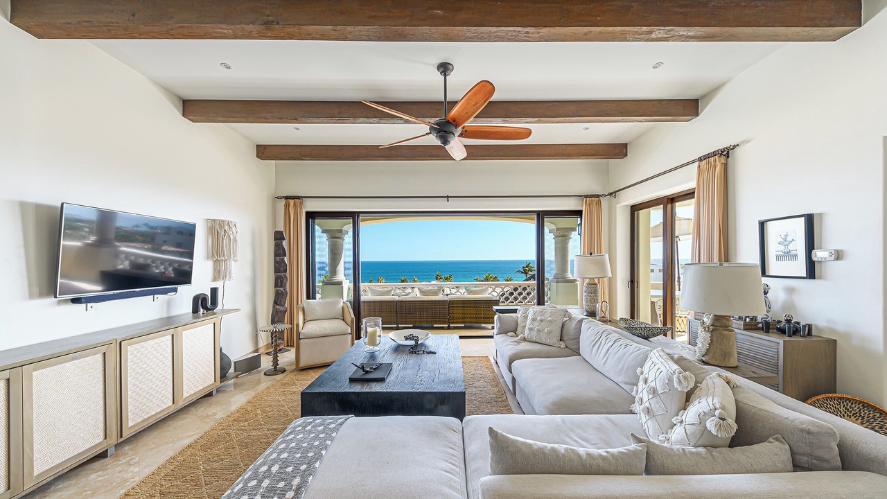 Photo of Livingroom in Buzzards