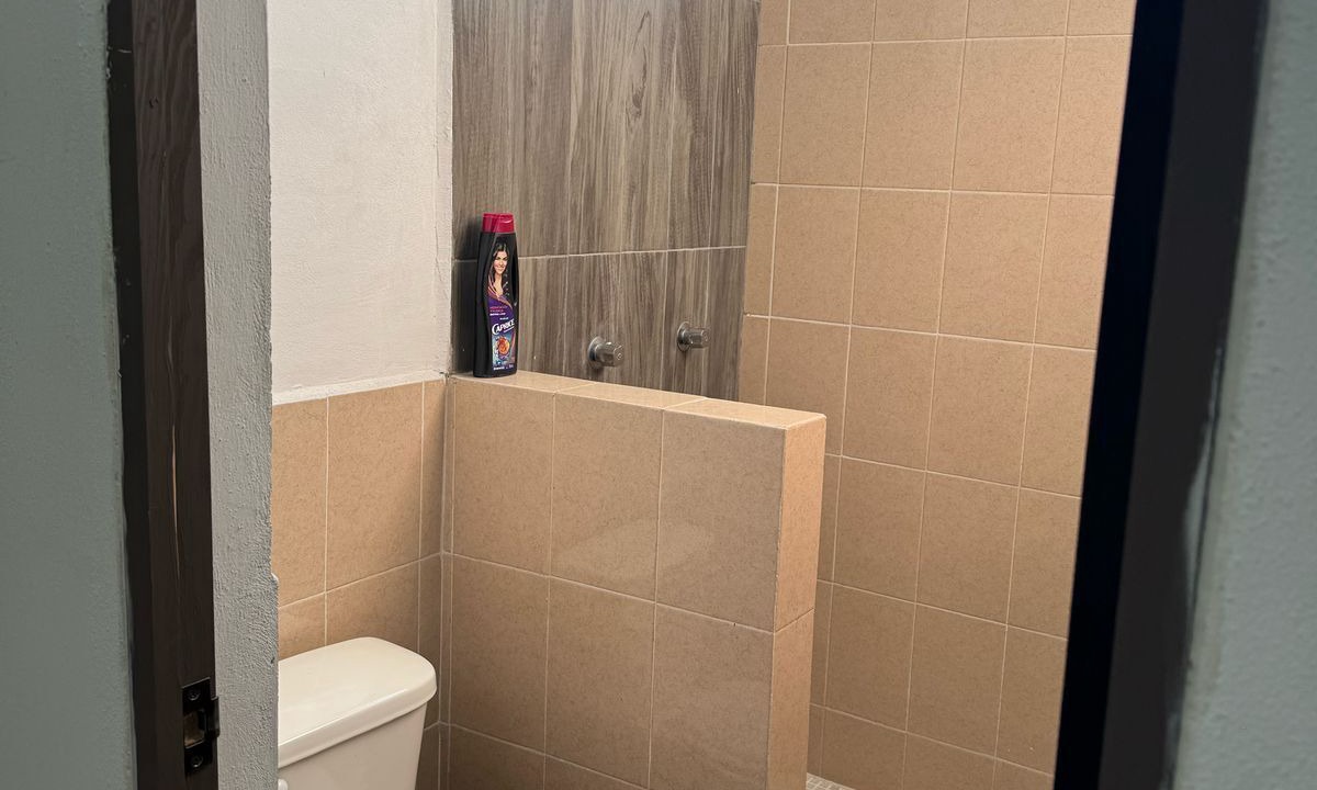 Photo of Bathroom in Apetatitlan de Antonio Carvajal