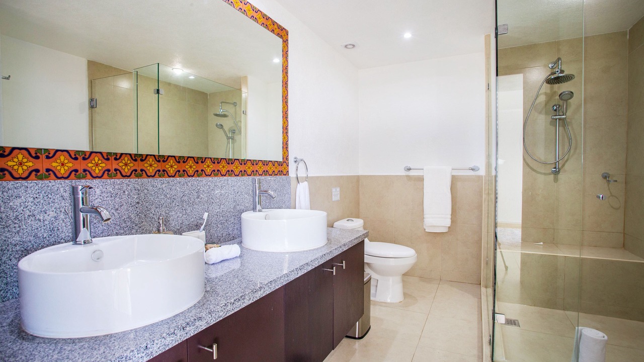 Photo of Bathroom in South Hotel Zone