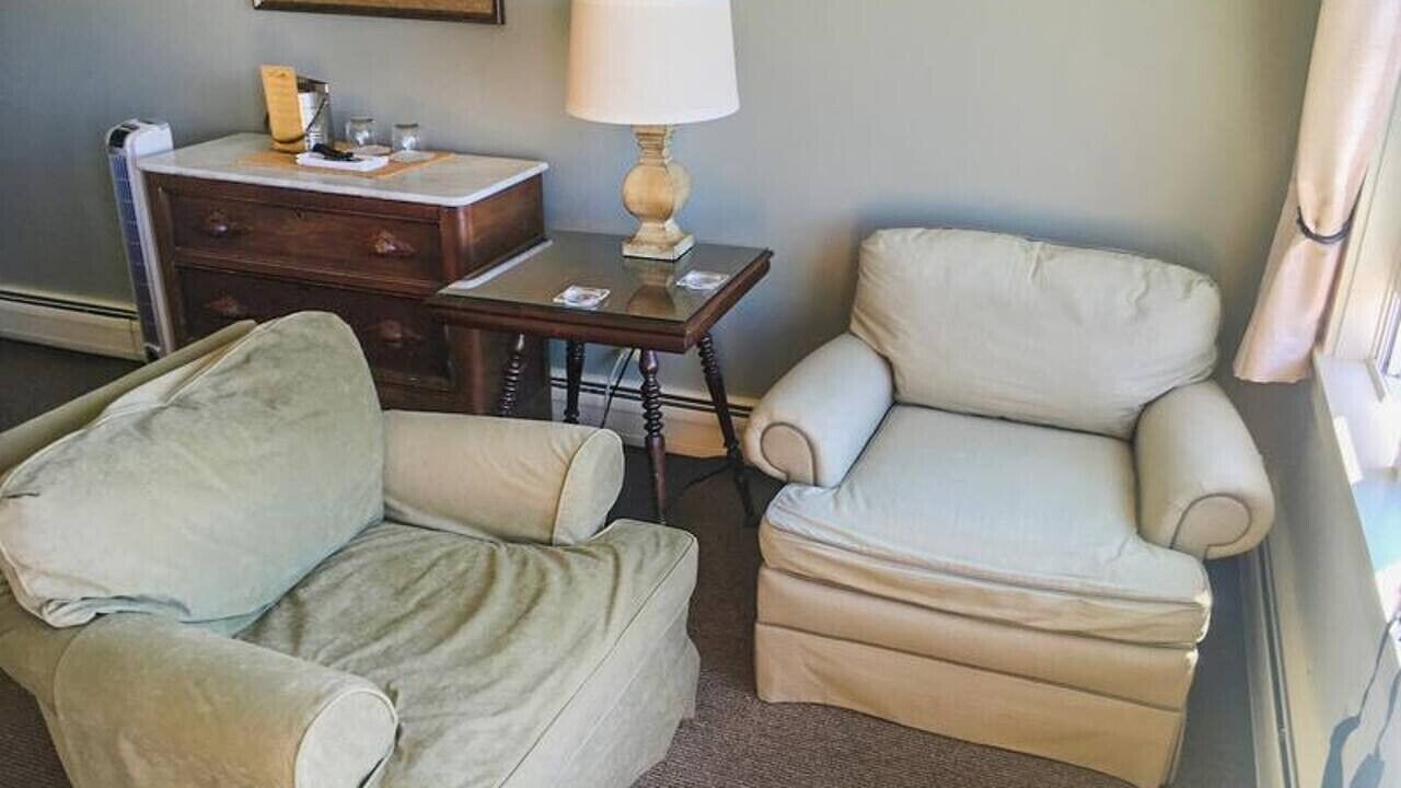 Photo of Livingroom in Stonington