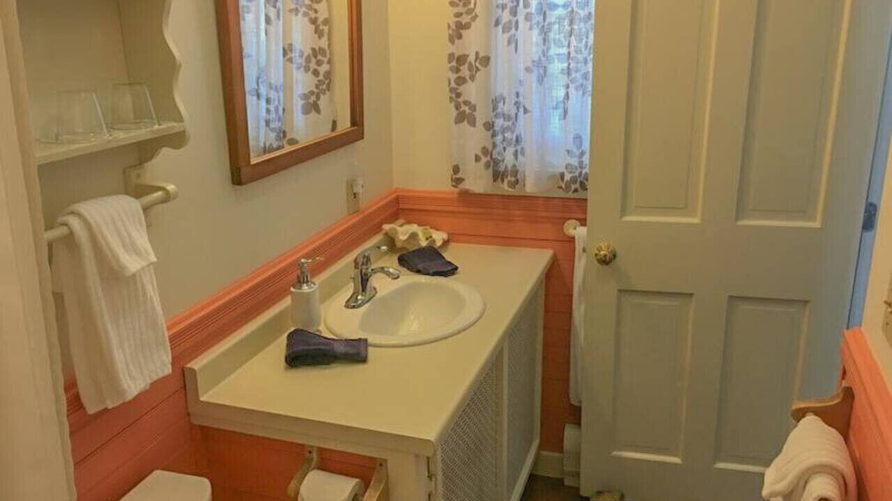Photo of Bathroom in Stonington