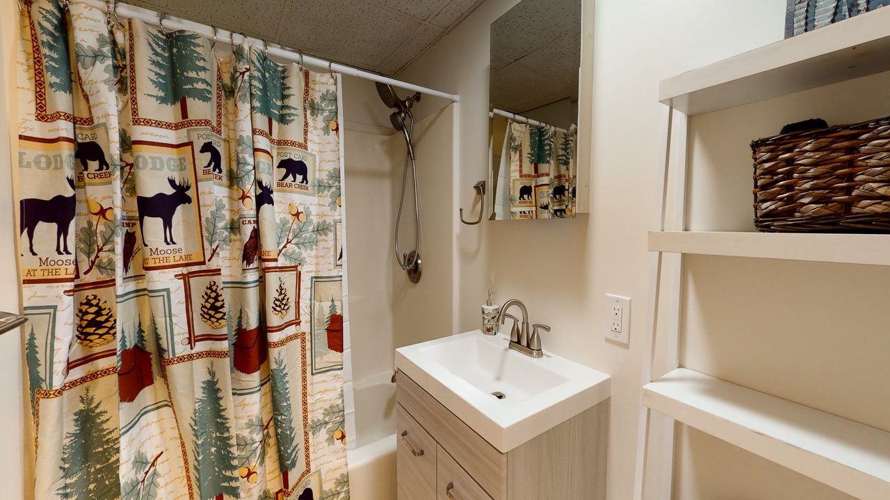 Photo of Bathroom in Weeks Mills