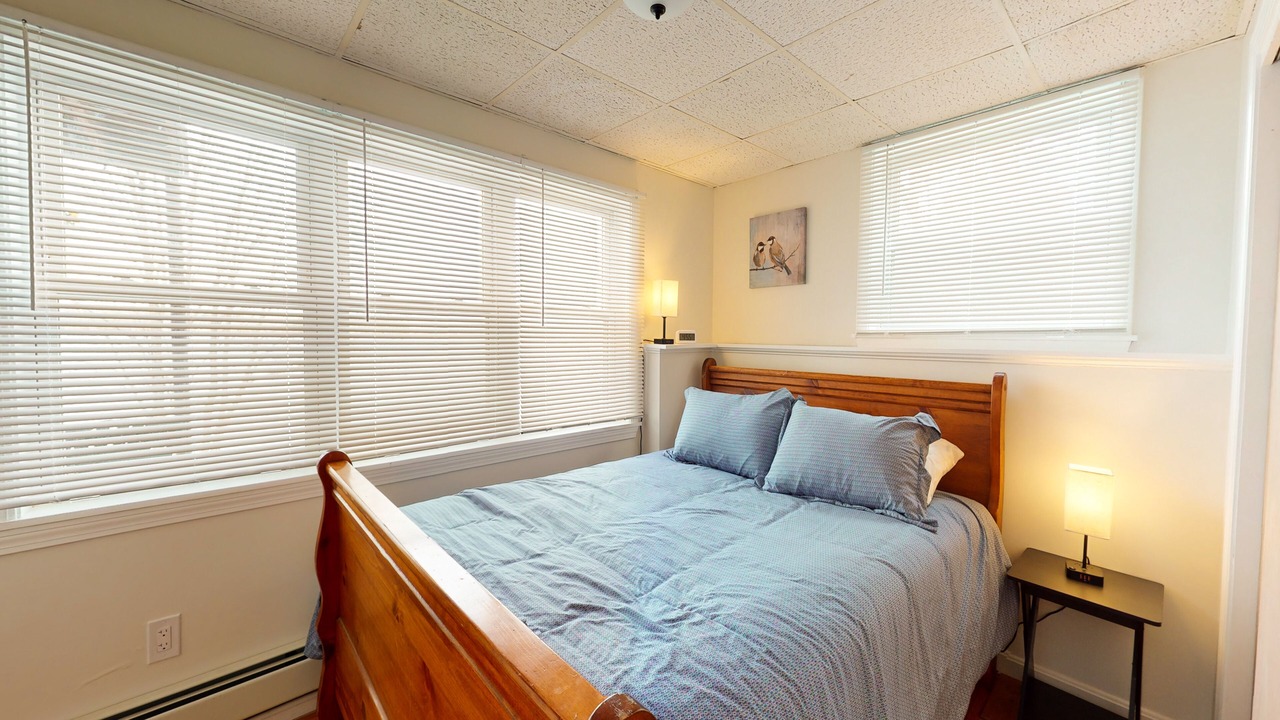 Photo of Bedroom in Weeks Mills