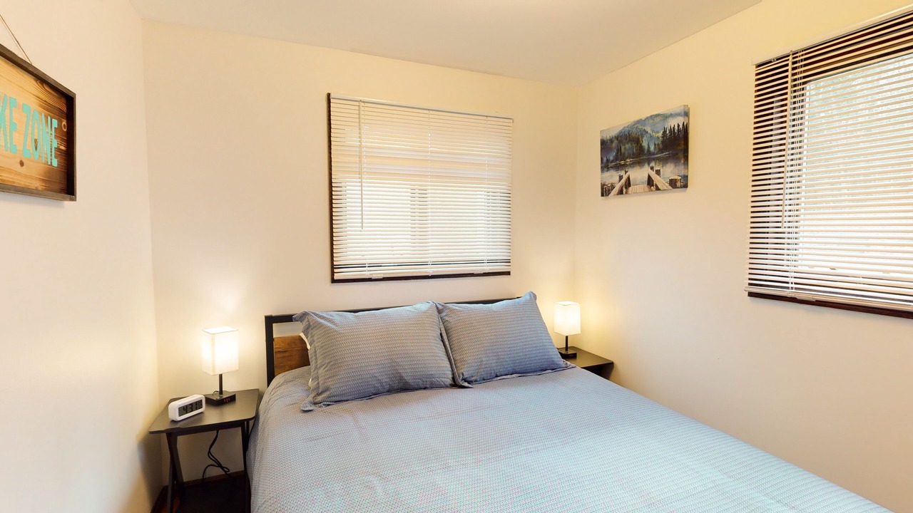 Photo of Bedroom in Weeks Mills