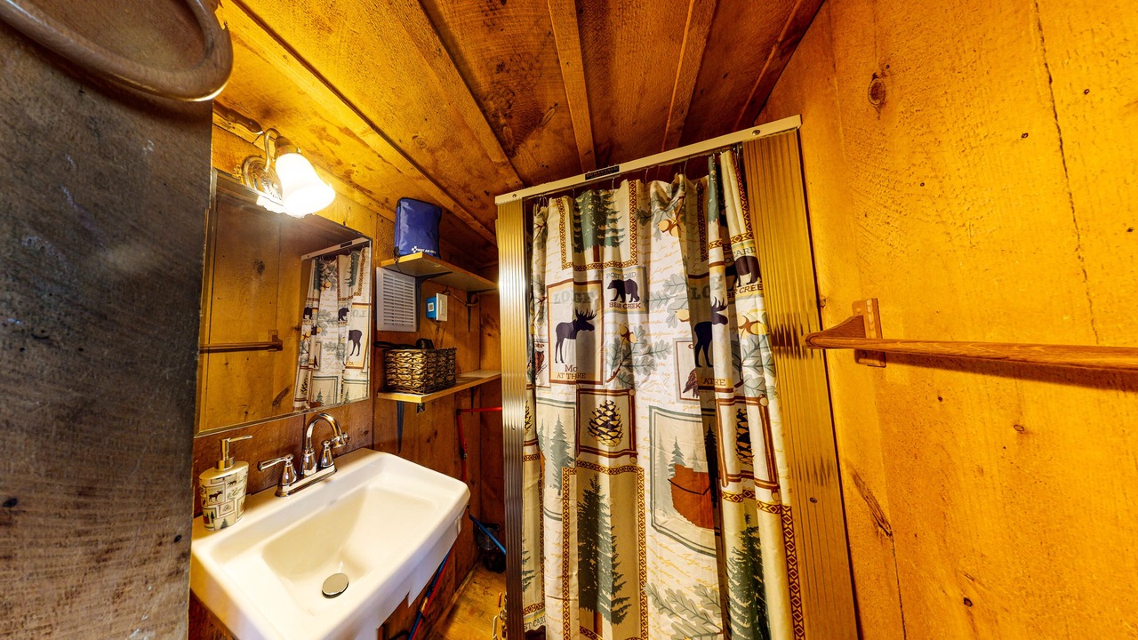 Photo of Bathroom in Weeks Mills