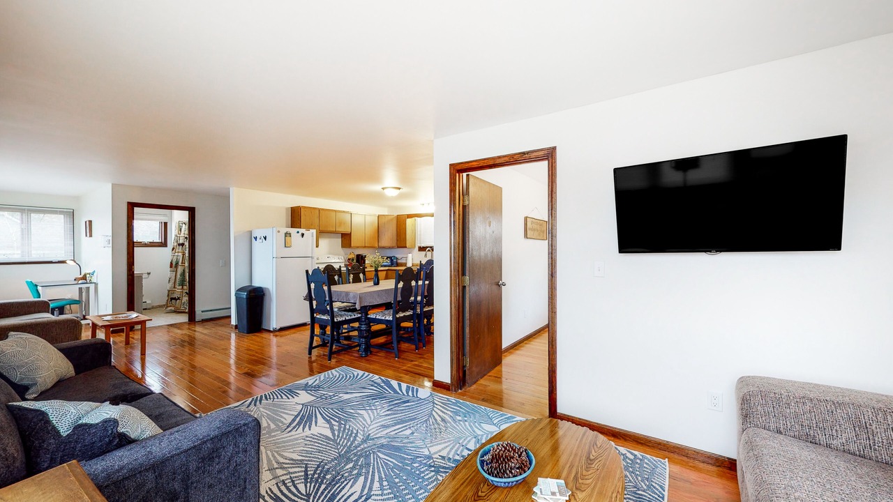 Photo of Livingroom in Weeks Mills