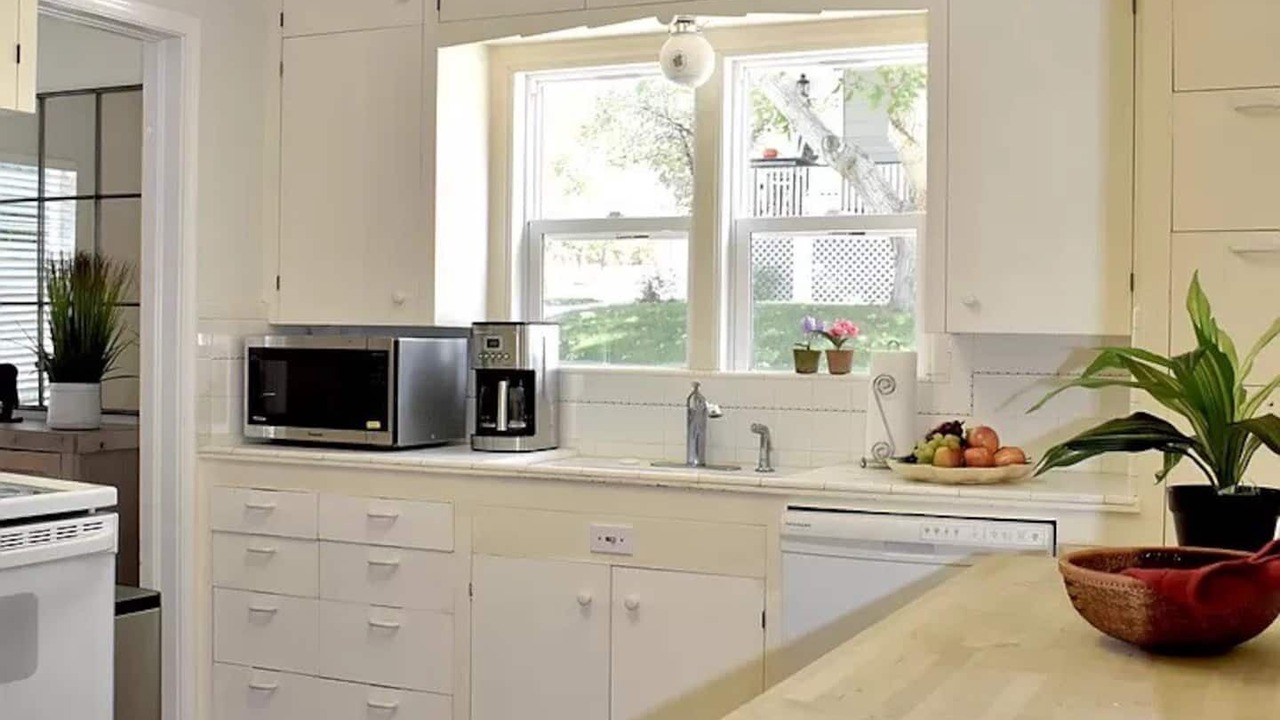 Photo of Kitchen in East Central