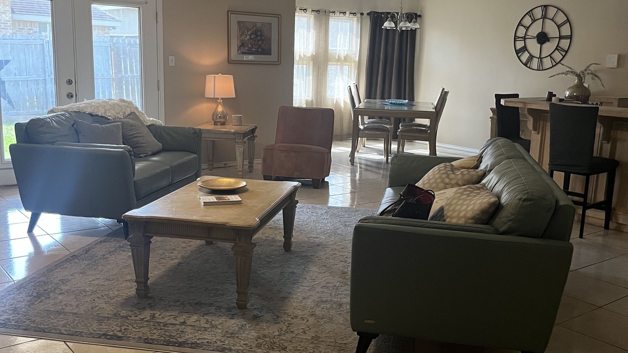 Photo of Livingroom in Pharr