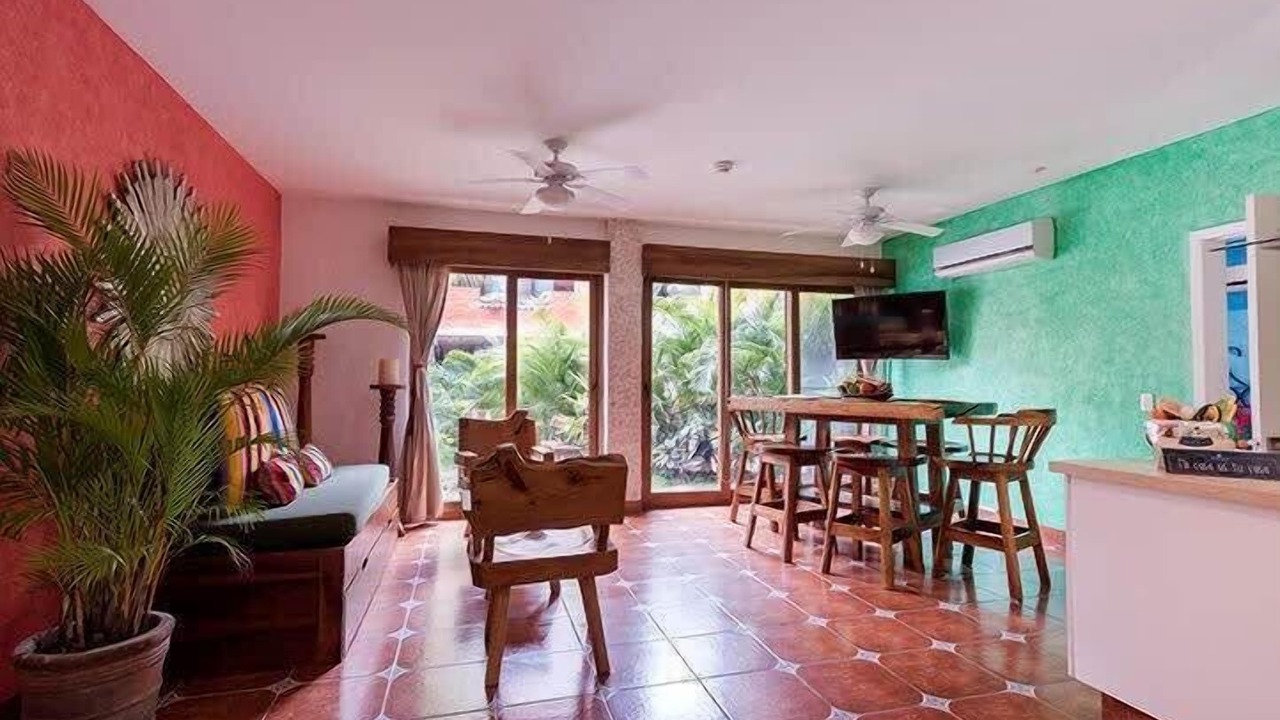 Photo of Livingroom in North End