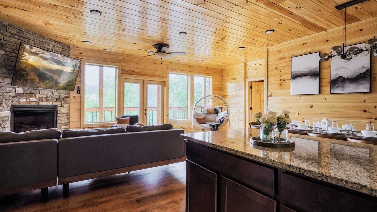 Photo of Livingroom in Gatlinburg