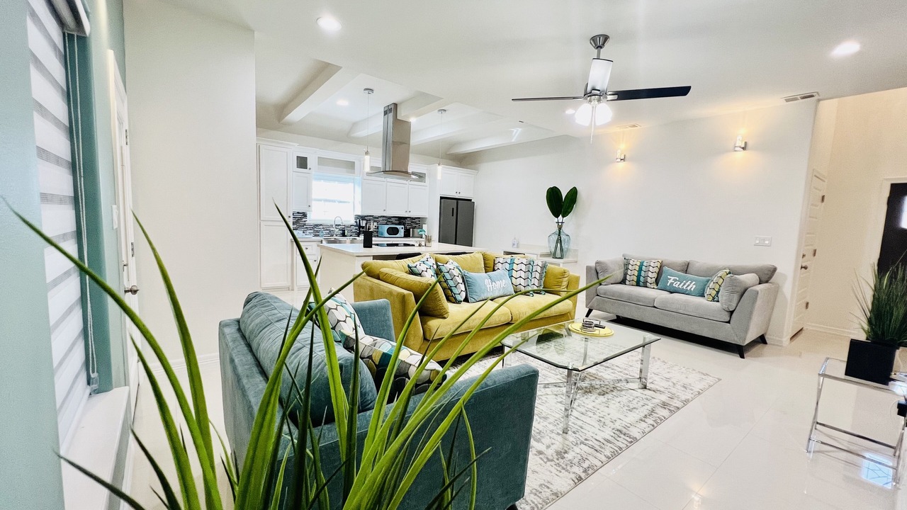 Photo of Livingroom in McAllen