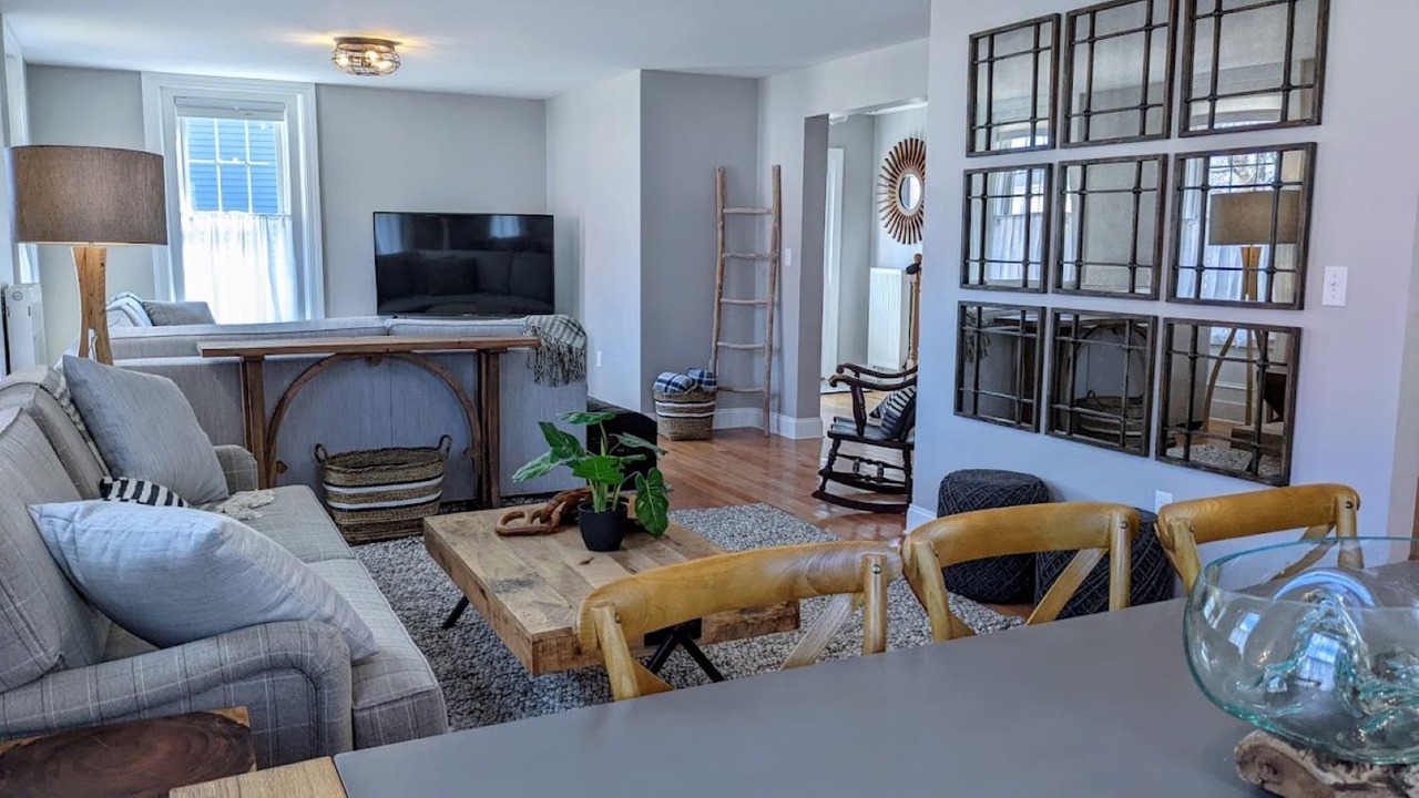 Photo of Livingroom in Eastport