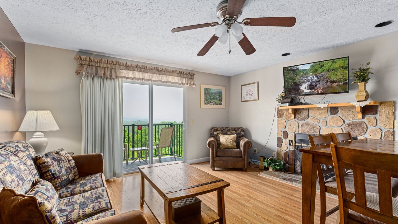 Photo of Patio Balcony in Gatlinburg - Pigeon Forge