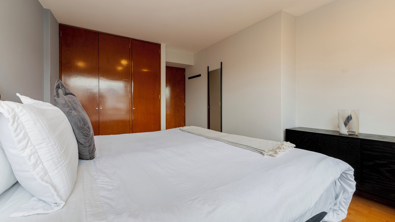 Photo of Bedroom in Anahuac