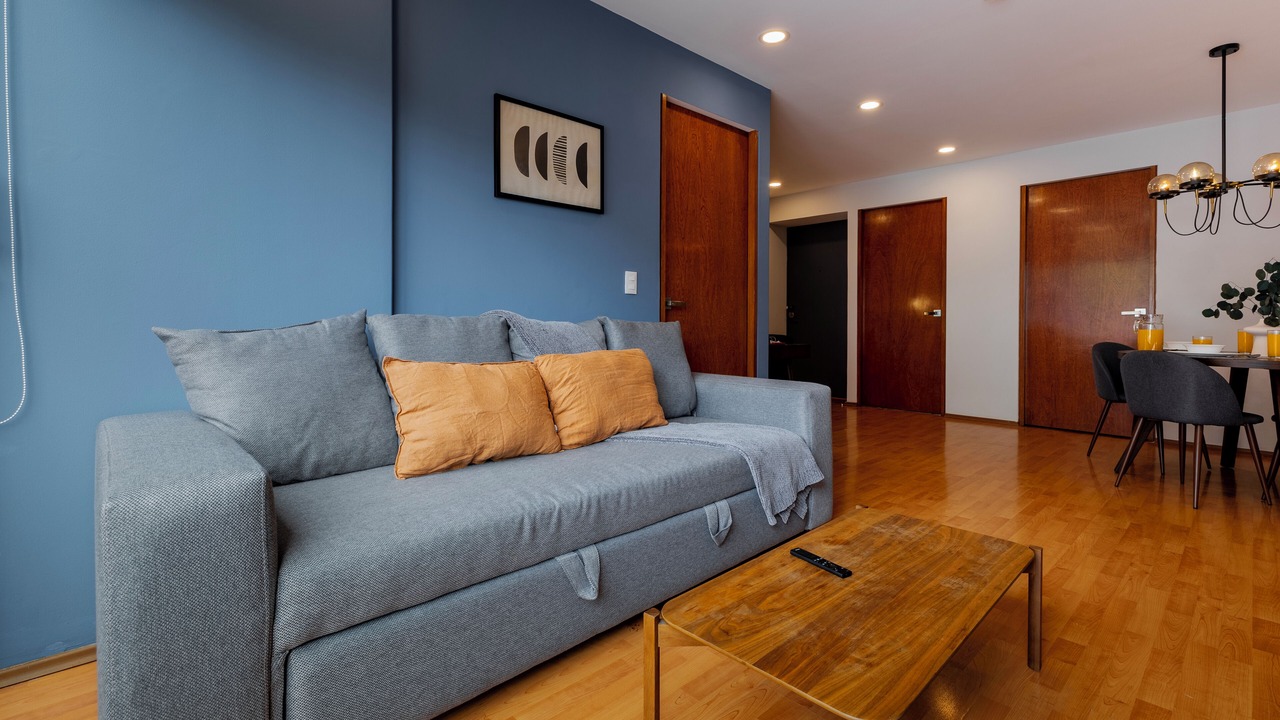 Photo of Livingroom in Anahuac