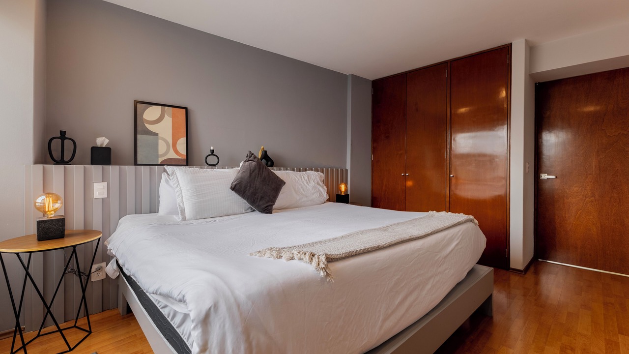 Photo of Bedroom in Anahuac