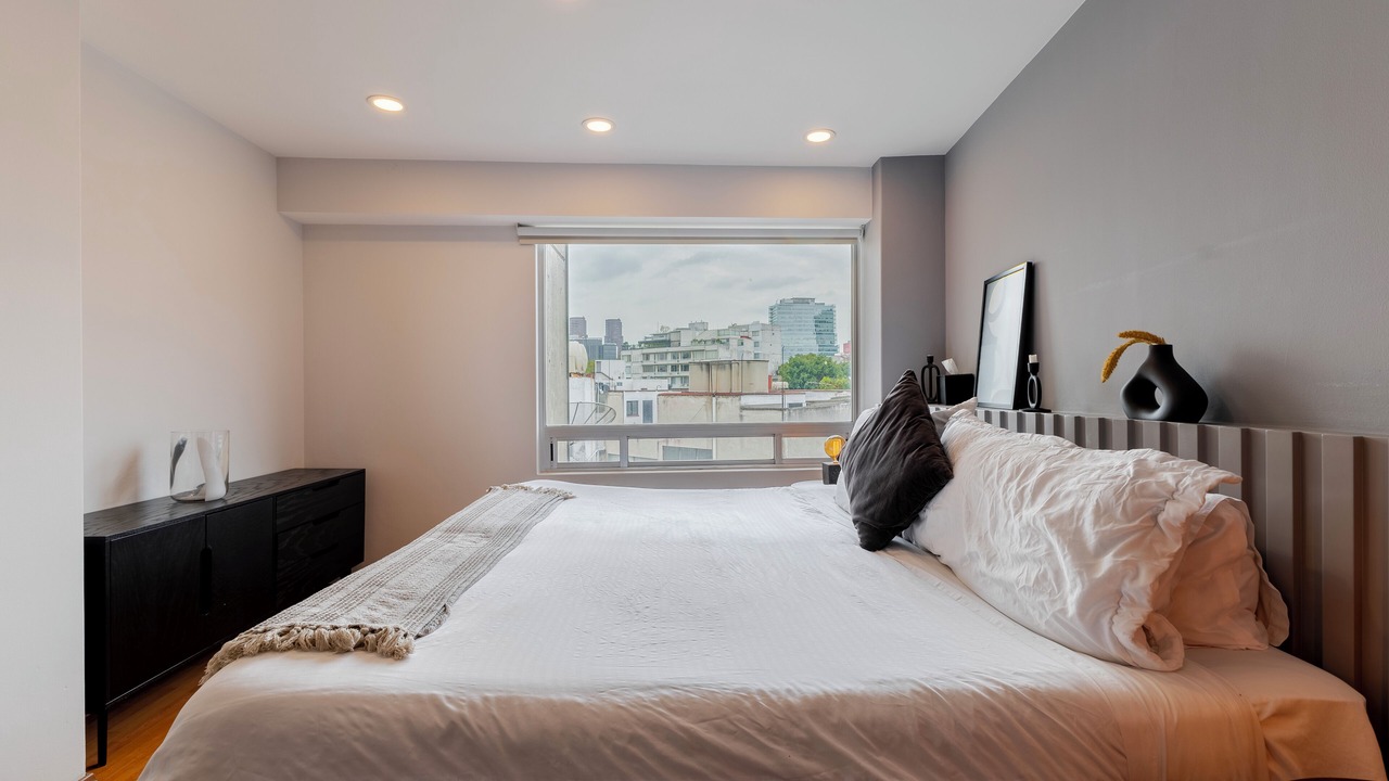 Photo of Bedroom in Anahuac