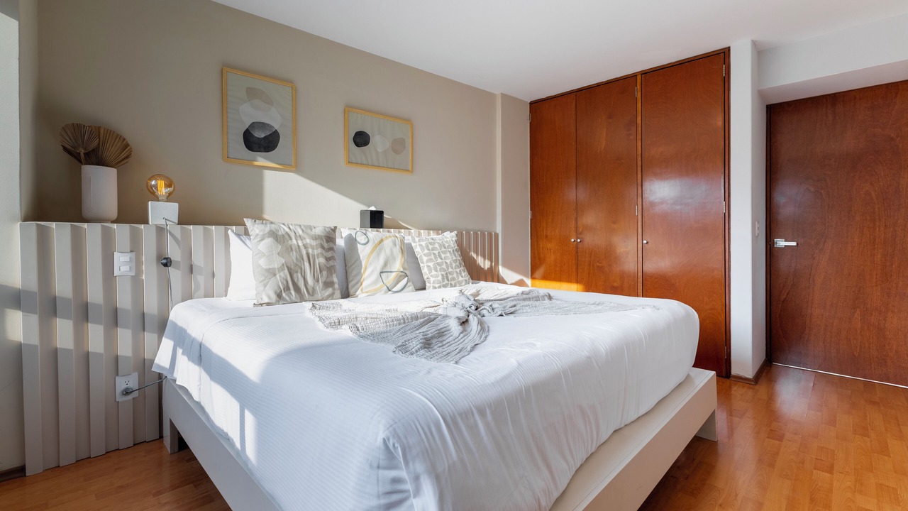 Photo of Bedroom in Anahuac