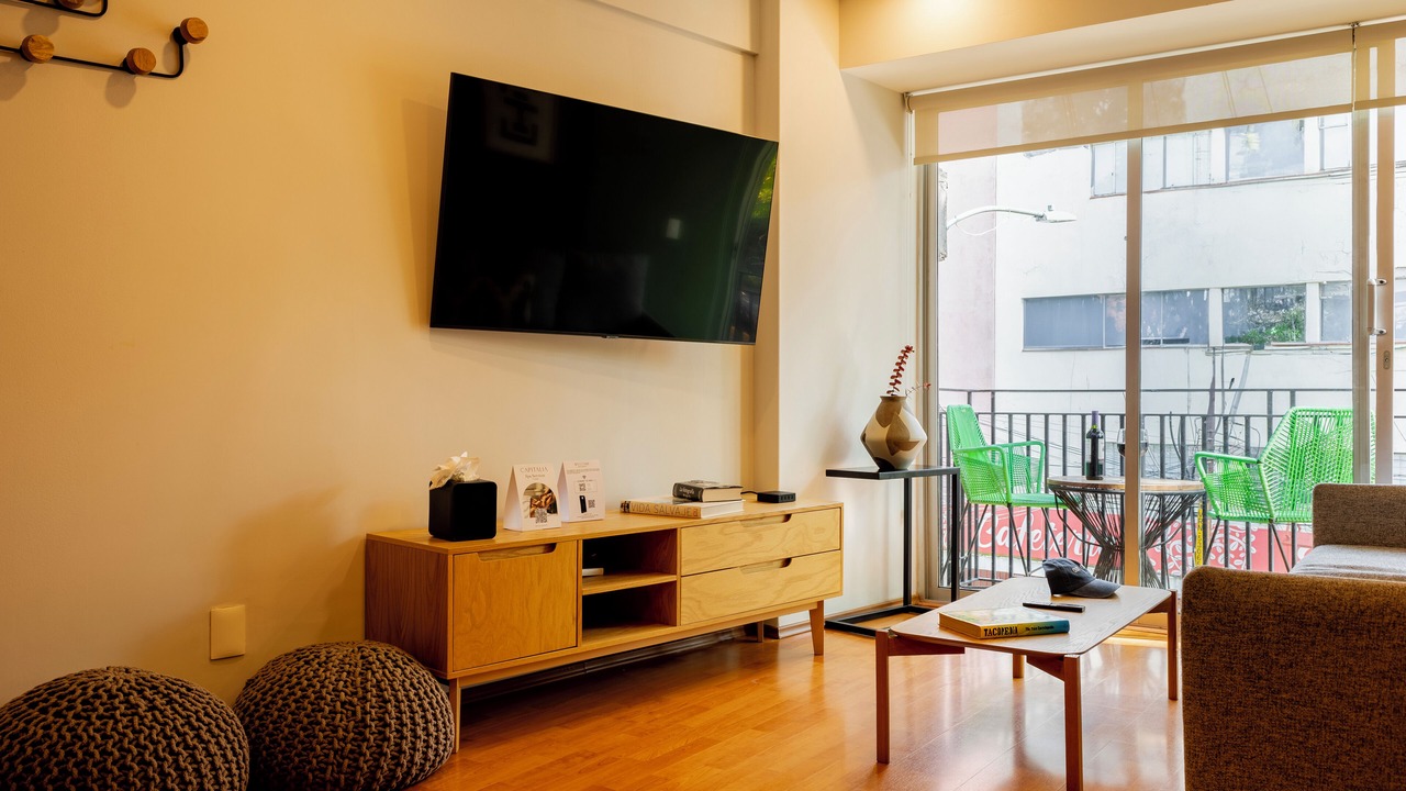Photo of Livingroom in Anahuac