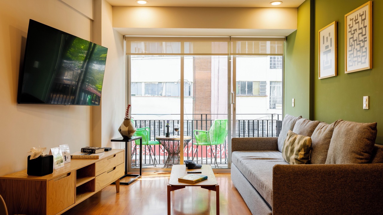 Photo of Livingroom in Anahuac